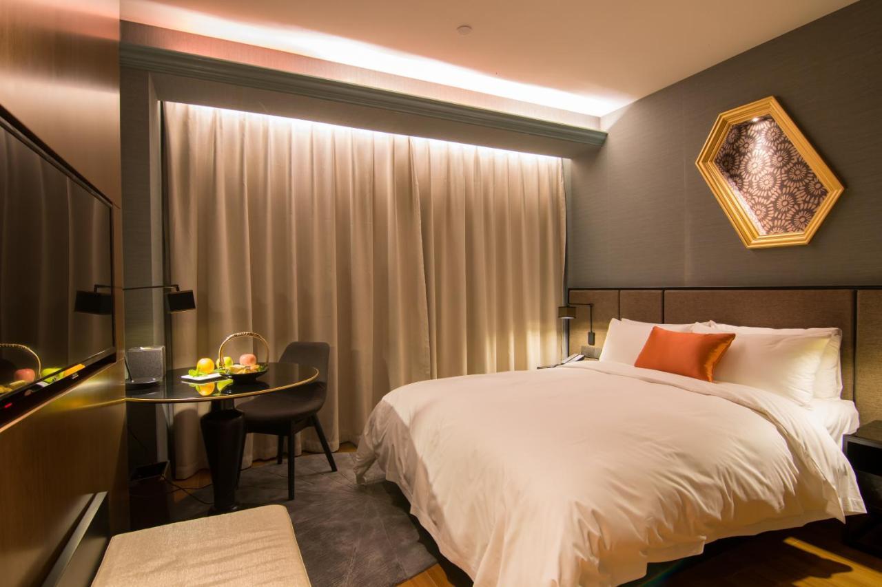 Hotel Yitel Premium Shanghai Exterior foto